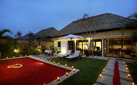 Bali Rich Luxury Villa Seminyak